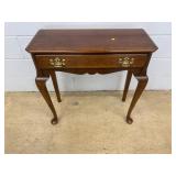 Pennsylvania House Queen Anne Side Table
