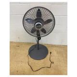 Lasko Oscillating Pedestal Fan
