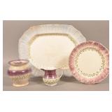 Four Pieces of Holly Berry Pattern Spatterware Chi