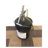 5 Gallon Oil Bucket