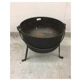 Cast Iron Butcher Kettle w/ Tripod