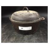 Unmarked #8 Dutch Oven