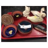 3pcs of Contemporary Pottery and Animals