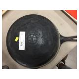 Griswold #10 Cast Iron Skillet