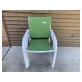 6 Stackable Outdoor Chairs