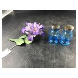 Pr Blue Glass Salt/Pepper Shakers & Flower