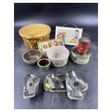 Lot: Thanksgiving Postcard, Oyster Tin, Snuff