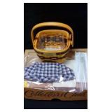 Longaberger Collectors Club Berry Basket