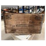 Cloverdale Drink Crate "The World