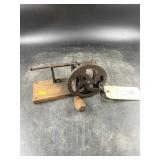 Primitive Unmarked Apple Parer