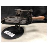 Horizontal Lightning Apple Parer