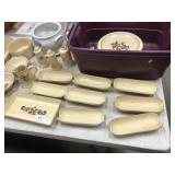 27pcs. Pfaltzgraff Pottery