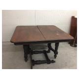 Walnut Oak Extension Table