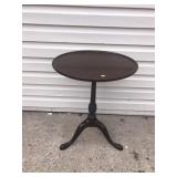 Mahogany Tilt-top Table