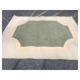 Beige Rug with Green Center