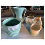 4pcs of Unsigned Art Pottery