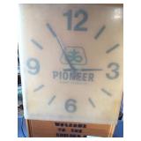 Vintage Pioneer Seed Advertising Clock