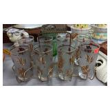 8 GLASSES IN CARRIER 8 GLASSES IN CARRIER
