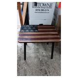 AMERICANA TABLE