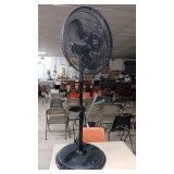 FLOOR FAN