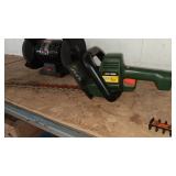 ELEC. HEDGE TRIMMER 18'  WORKS