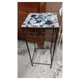 METAL FRAME TABLE