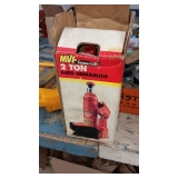 BOTTLE JACK