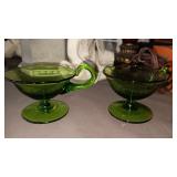 9 GREEN CUPS