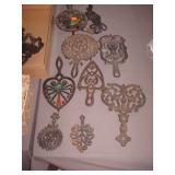TRIVETS TRIVETS