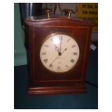 CHIMES EVERY HOUR & 1/2 HOUR..WORKS CHIMES EVERY HOUR & 1/2 HOUR..WORKS