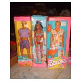 BARBIES...