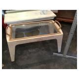 Resin Serving table