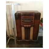 Vintage RCA radio