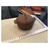 #8 Cast Dutch oven