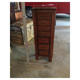 Jewelry chest
