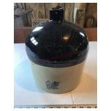 Western stoneware shoulder jug