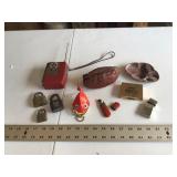 Vintage Panasonic radio, purses, etc