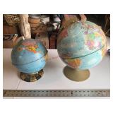 2 world globes