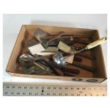 Tripoli IA. advertising utensils
