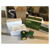 Ertl John Deere 2520 tractor