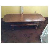 Drop leaf coffee table