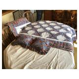 Full bedspread with accent pillows