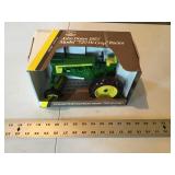 John Deere 720 hi-crop
