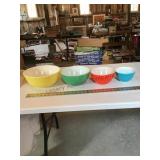 Nest of pyrex bowls