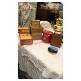 Cigar boxes and tins