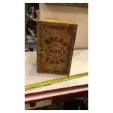 Tin bread and cake safe