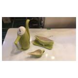 Redwing coffeepot and creamer and sugar