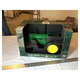 1/8 John deere 70 tractor
