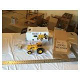 John Deere industrial 620  tractor