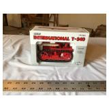 International T340 crawler